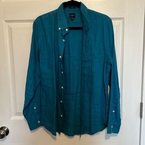 Men’s linen button up dress shirt